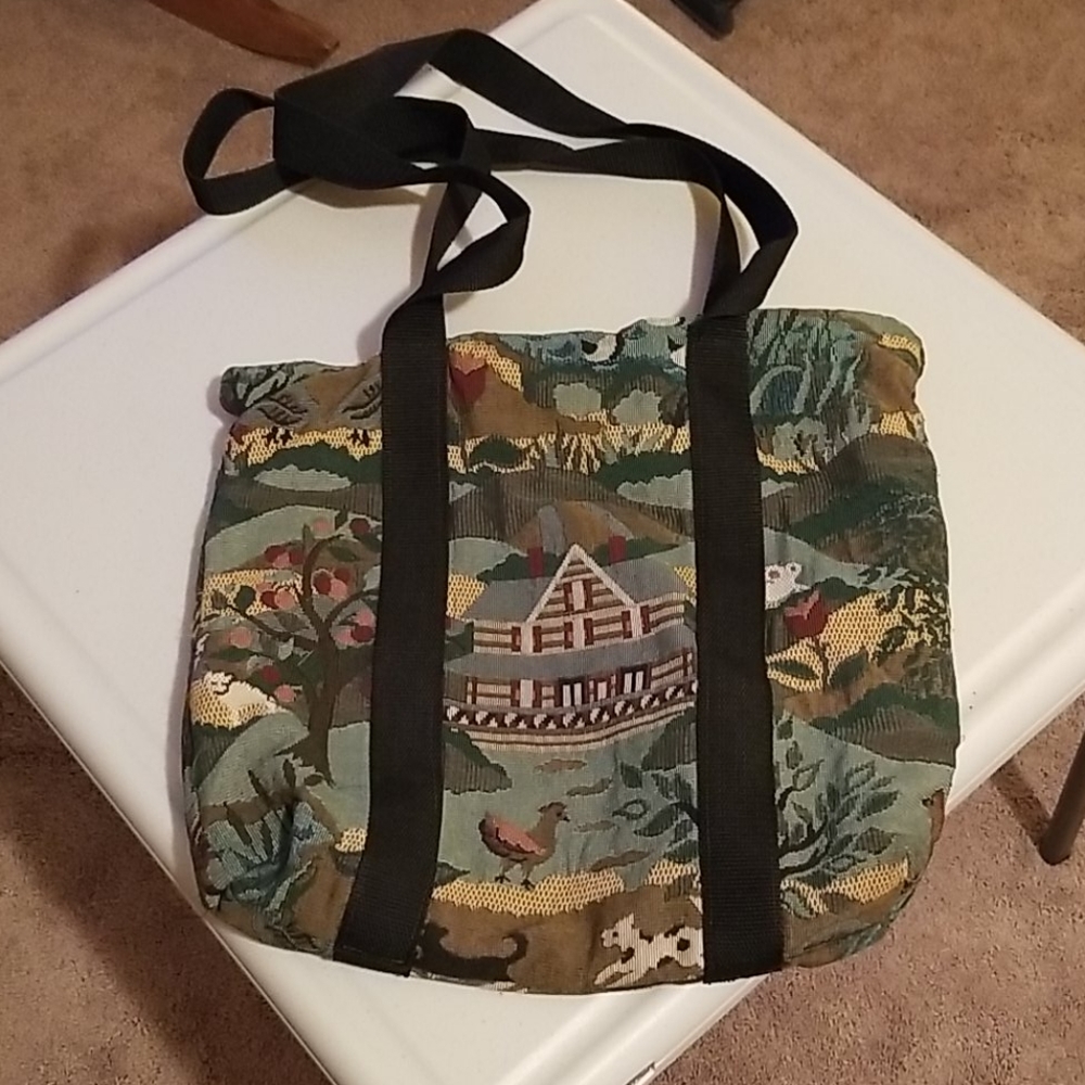 Tapestry tote bag